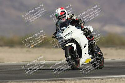 media/Oct-26-2025-Race Pace (Sun) [[c1447ca738]]/Non Verified (1st 20 Minutes of every Hour)/4-Turn 14 (1110am)/